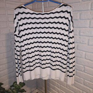 Loft Ladies Size Medium Long Sleeve Black & White Loose Fit Sweater